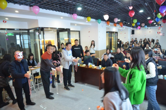 06b65dee4145411f82a5e740baa2e3c5.png 06b65dee4145411f82a5e740baa2e3c5.png